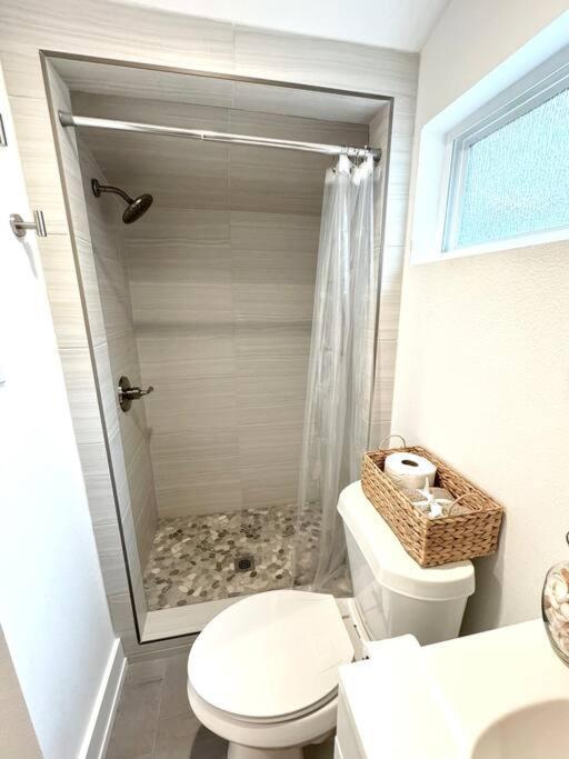 Downtown Dream- Relaxing Escape In Downtown Pensacola别墅 外观 照片